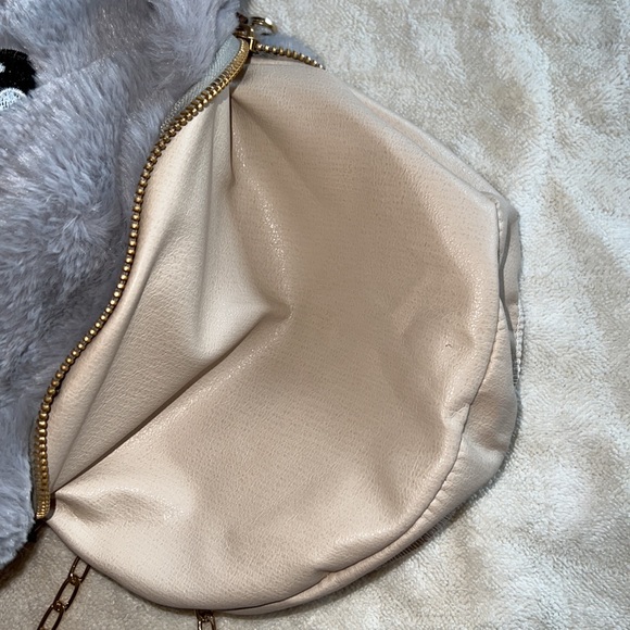 🌟Cute Cat “Fur” Shoulder Bag NWOT☀️Host Pick ☀️ - Picture 10 of 15